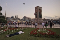 Taksim’den - Fotoraf: Senol Ylmaz fotoraflar fotoraf galerisi. 