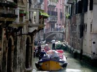 Venedik’te Gnlk Yaam