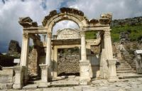 Hadrian Tapna - Efes - Fotoraf: Sencer Tmer fotoraflar fotoraf galerisi. 