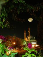 Manisa Muradiye Camii Ve Gece....